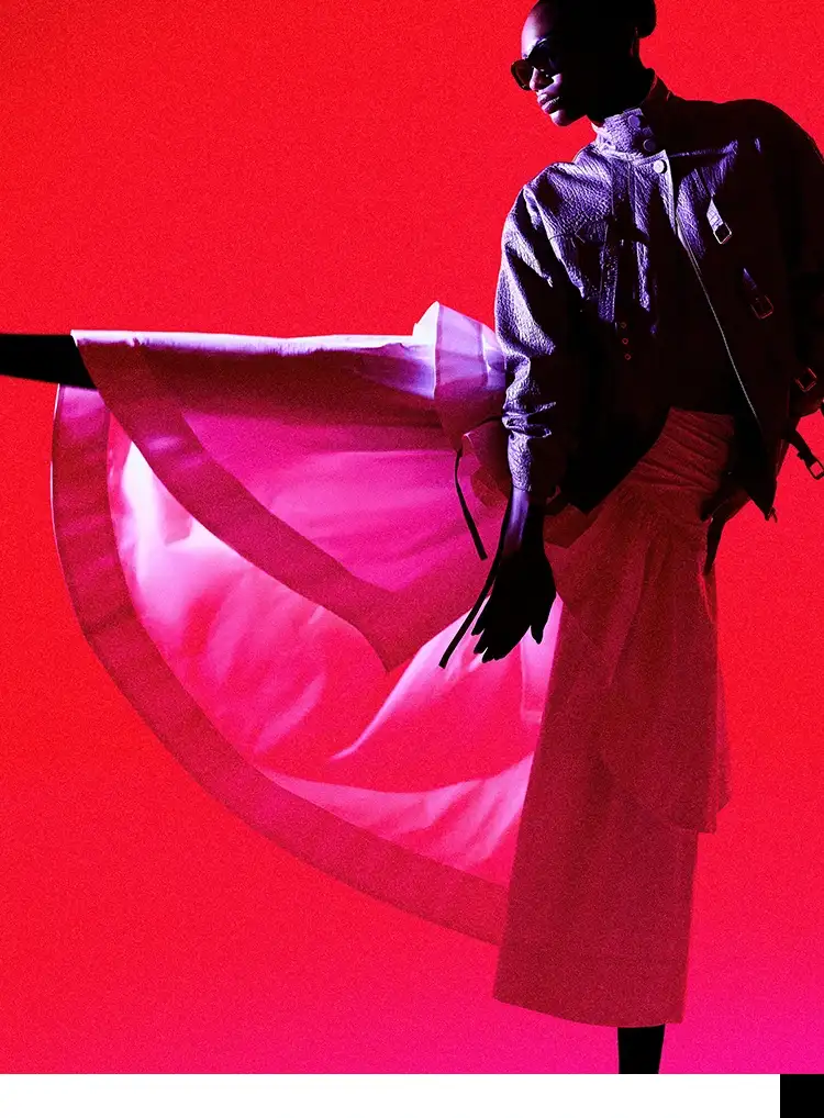 saia branca com babados