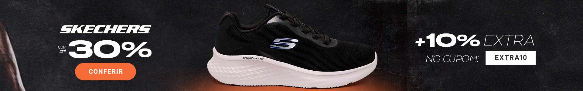 A imagem destaca uma oferta promocional da marca Skechers, com desconto de até 30% e um cupom adicional de 10% off usando o código EXTRA10. Em destaque visual, vemos um tênis Skechers preto, modelo Skech-Lite, com design moderno, leveza e conforto, ideal para caminhadas, corrida leve ou uso diário. O fundo escuro e o design limpo reforçam a sofisticação e desempenho do calçado esportivo. O foco está em atrair consumidores interessados em promoções de calçados, tênis confortáveis, e marcas reconhecidas no mercado de moda esportiva.