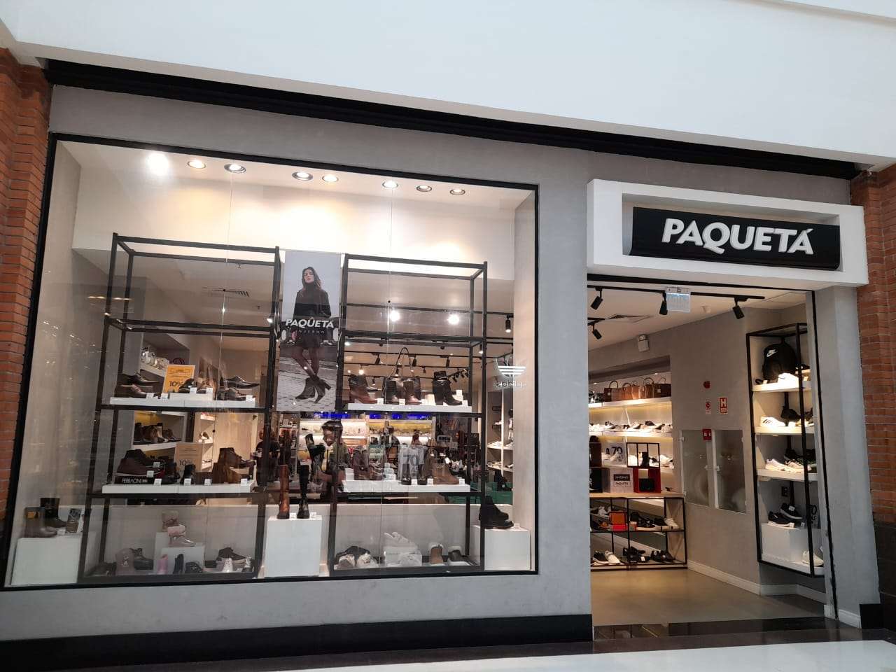 326 - Praia de Belas, Porto Alegre - RS