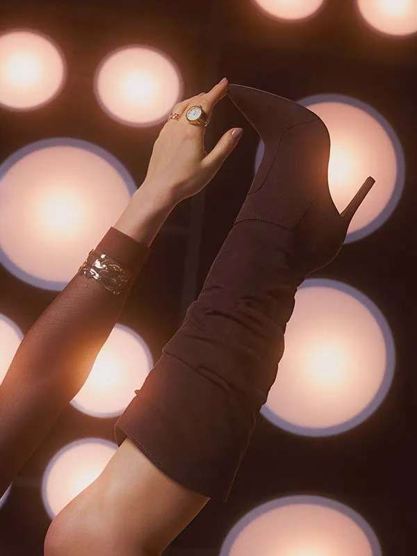 Bota Feminina de Camurça Feminina Cazzualen 